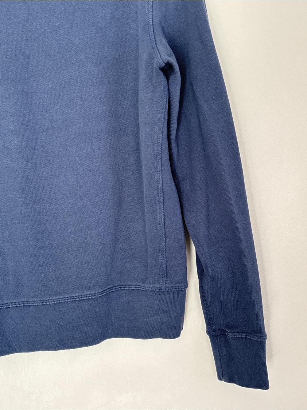 Faherty Women's Crewneck Sweatshirt Medium Sag Harbor New York Casual Cozy D63 - Picture 10 of 13